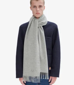 Alix Brodu00e9e scarf