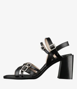 Aly sandals