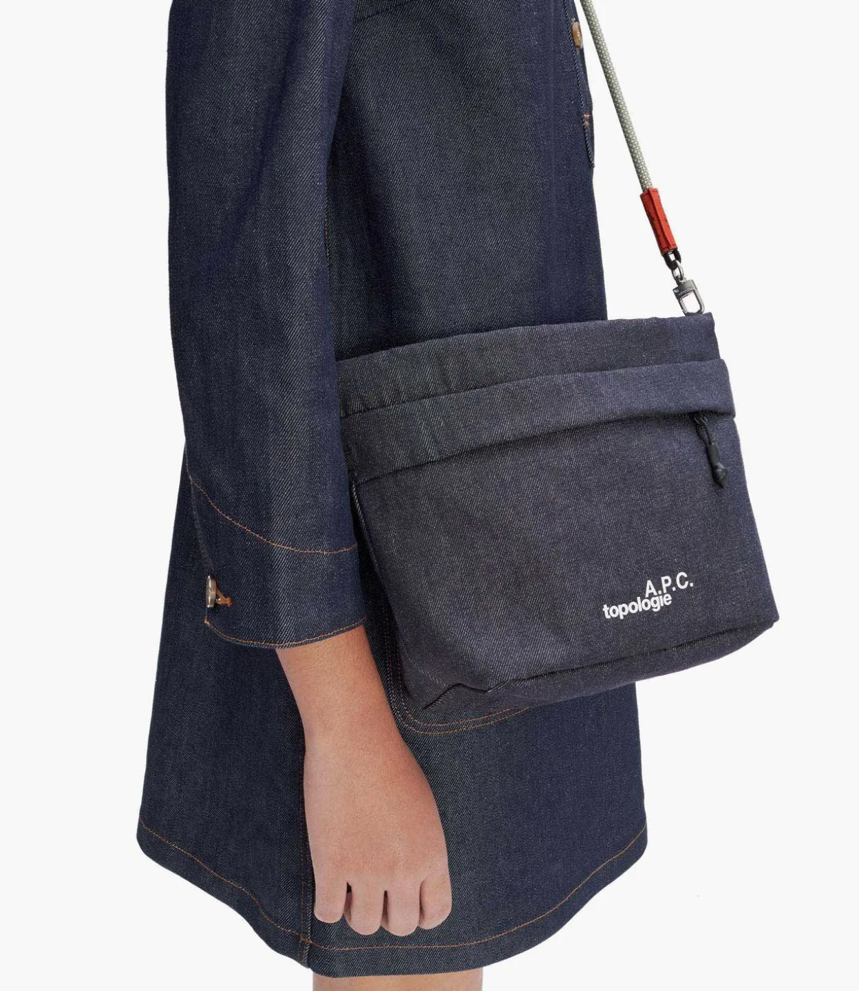A.P.C. Topologie satchel