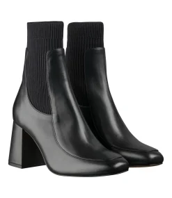 Dorothu00e9e Chelsea boots