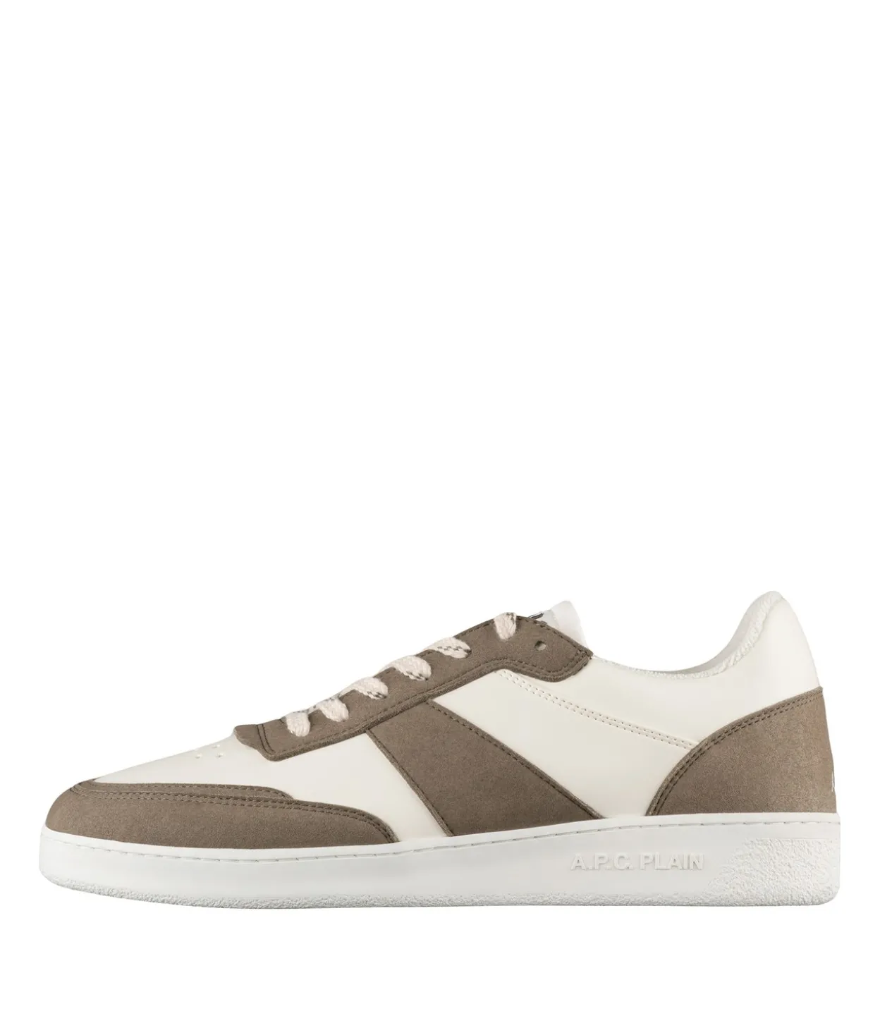 Plain trainers