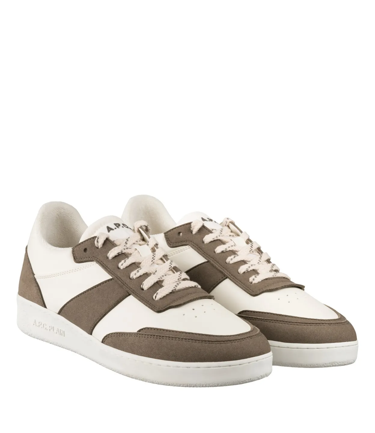 Plain trainers