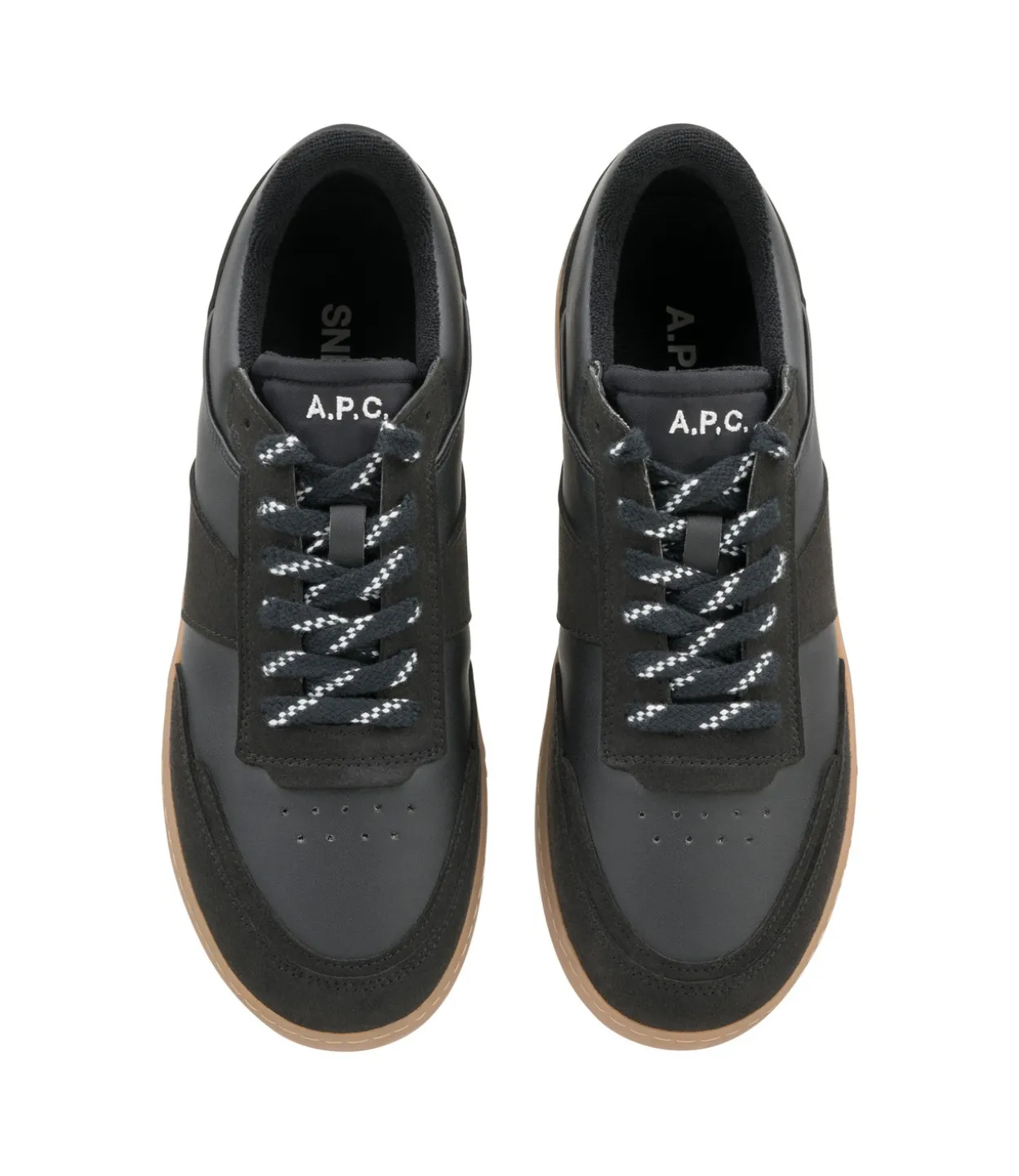 Plain trainers