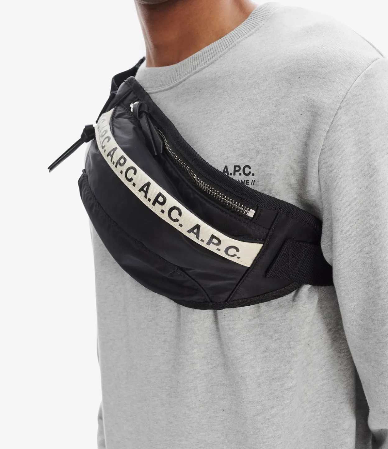 Repeat bum bag